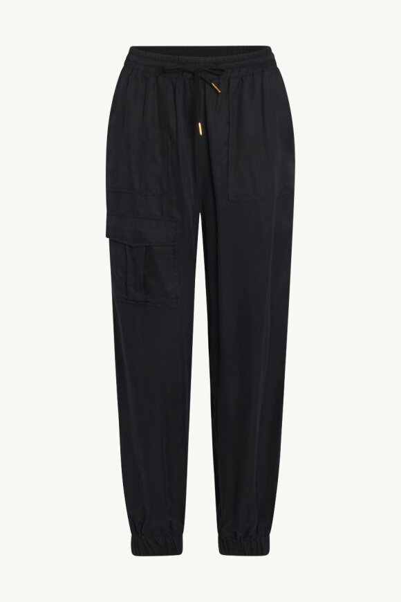 Claire - Thania - Trousers