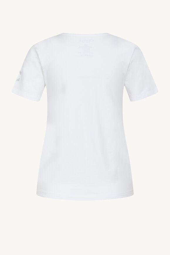 Claire - CWBasis T-shirt